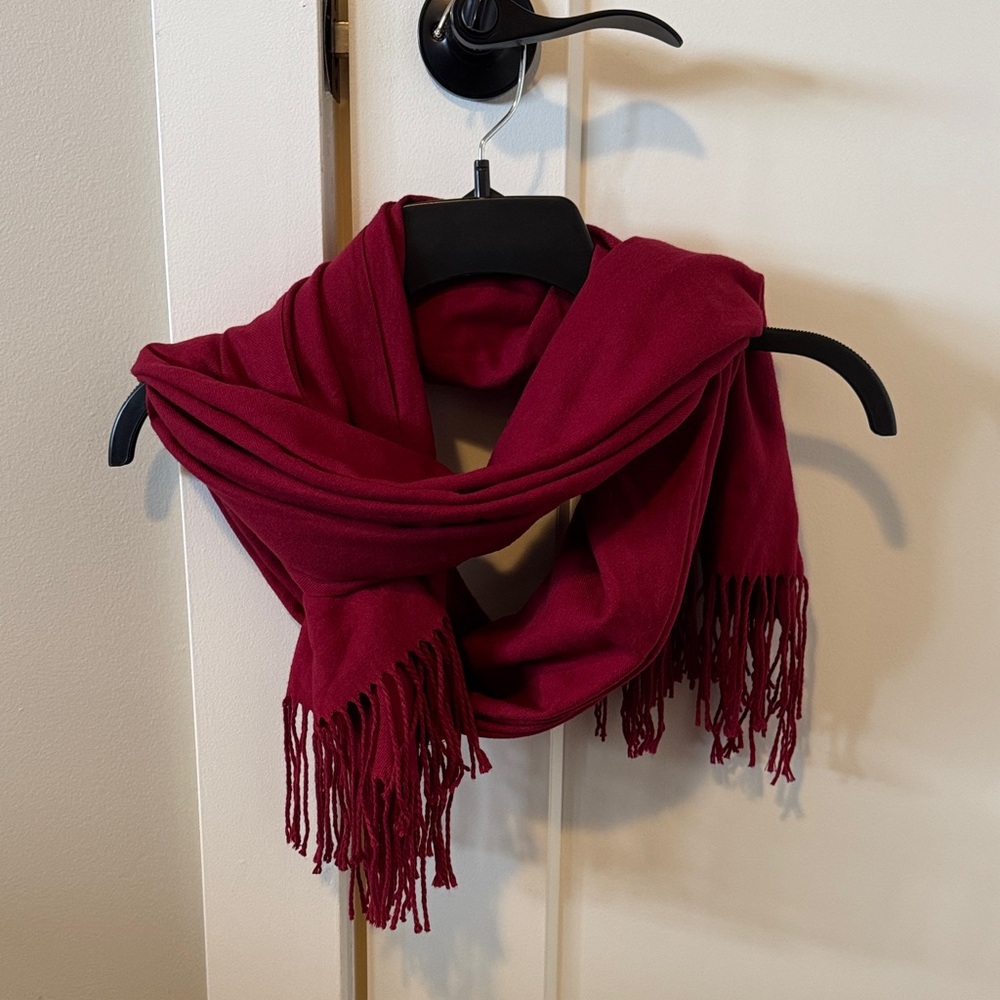 3/$15 Red fringed scarf